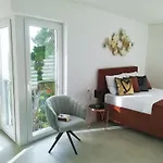 Glory Grande With Swimmingpool And Panoramic Sea View